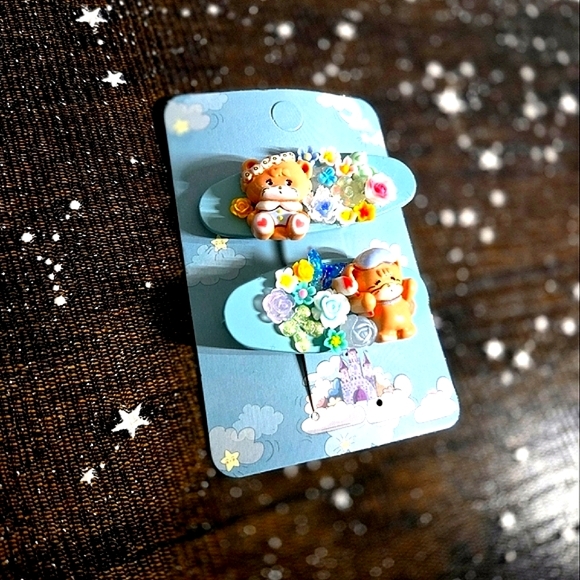 Custom Latte Mikko Illustrations 2 Piece Hair Clip Set - Picture 2 of 3